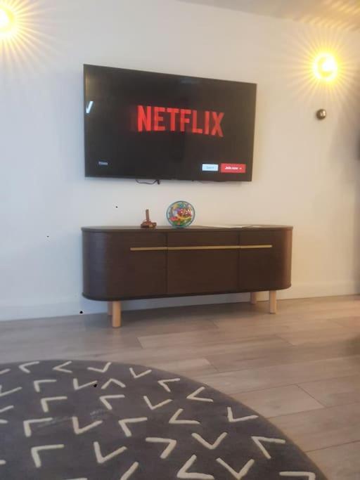 Luton Town Centre Executive Apartment Экстерьер фото